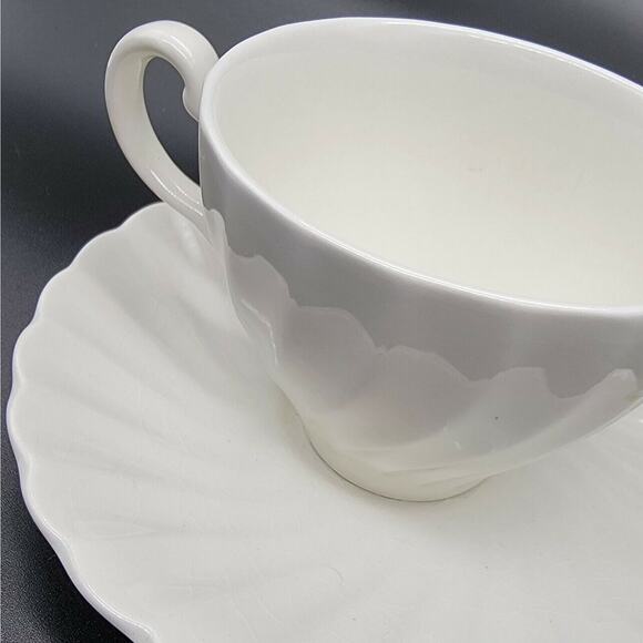 Johnson Bros. Regency Swirl White Tea Cup and Saucer Set - Picture 6 of 11